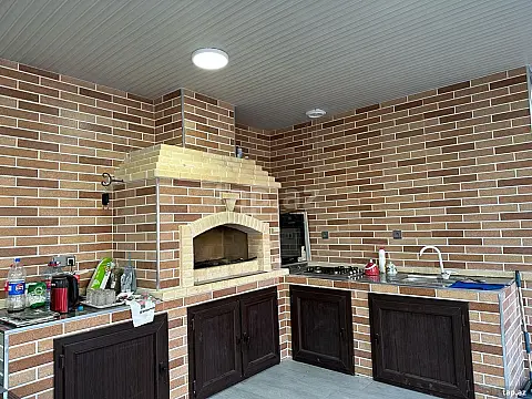 Kirayə verilir 5 otaqlı həyət evi