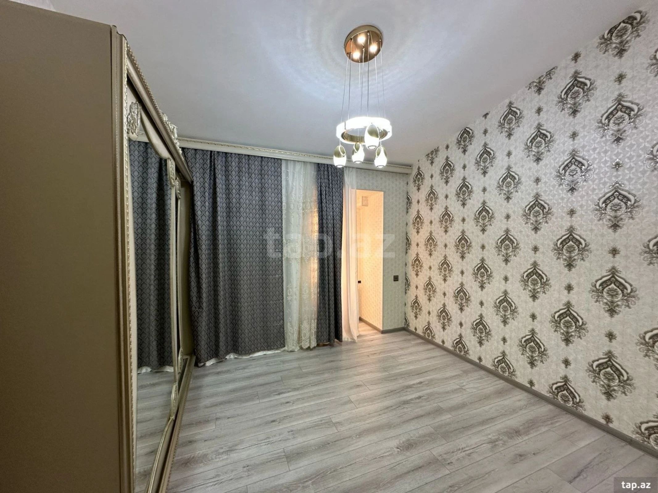 Kirayə verilir 5 otaqlı həyət evi