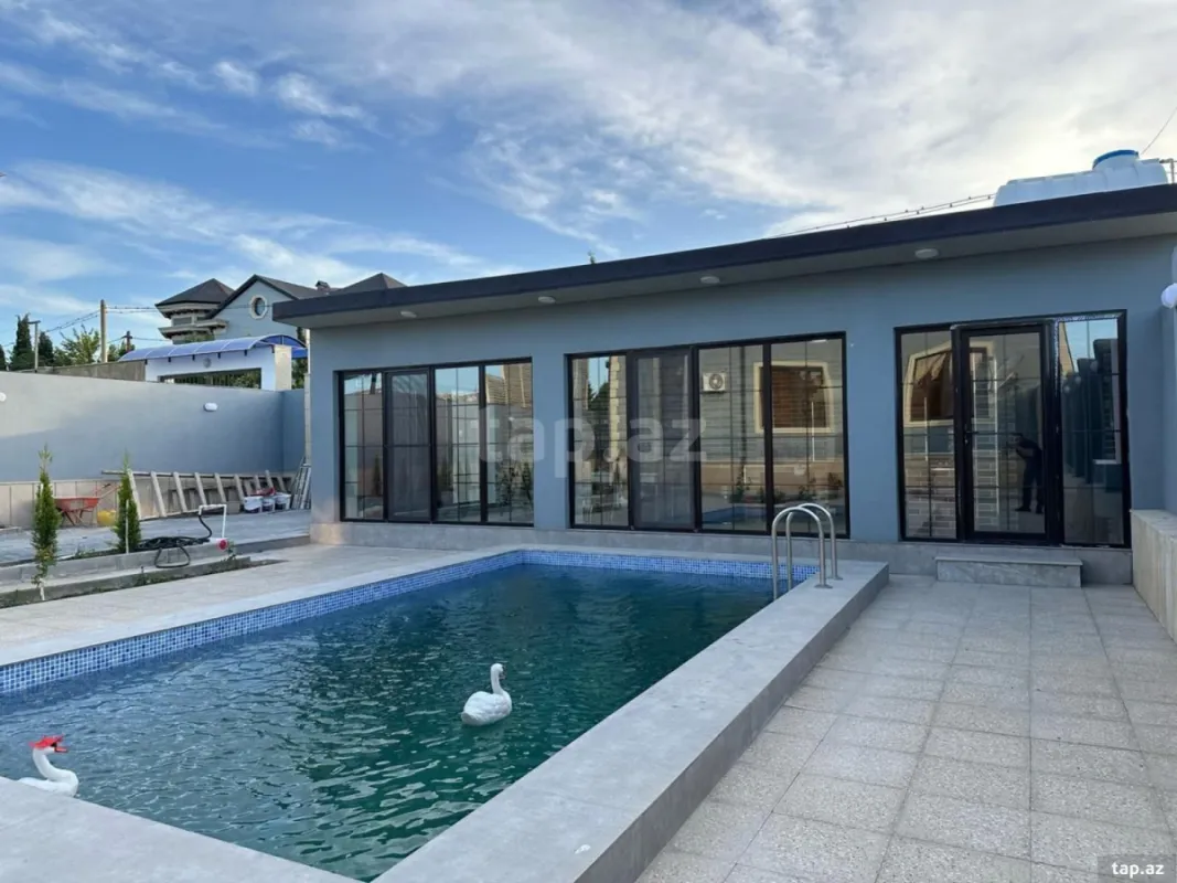 Kirayə verilir 5 otaqlı həyət evi