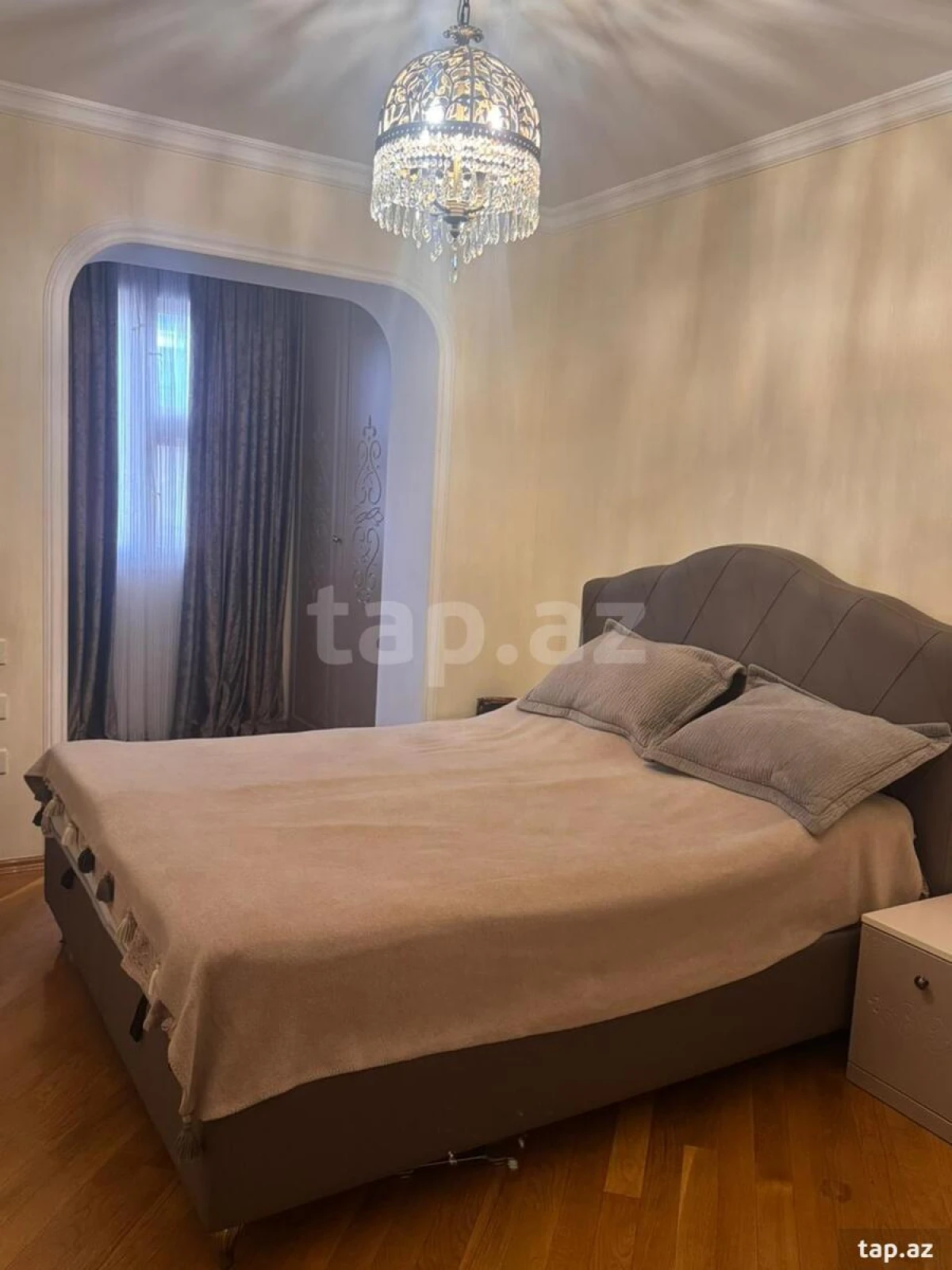 Satılır 4 otaqlı mənzil 90 m²