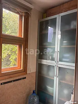 Satılır 4 otaqlı mənzil 90 m²