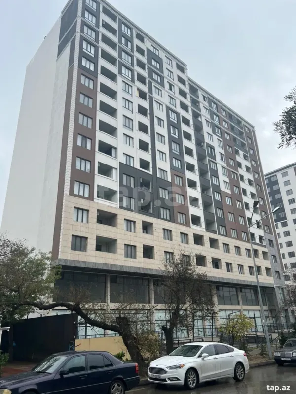 Satılır 3 otaqlı yeni tikili 139 m²