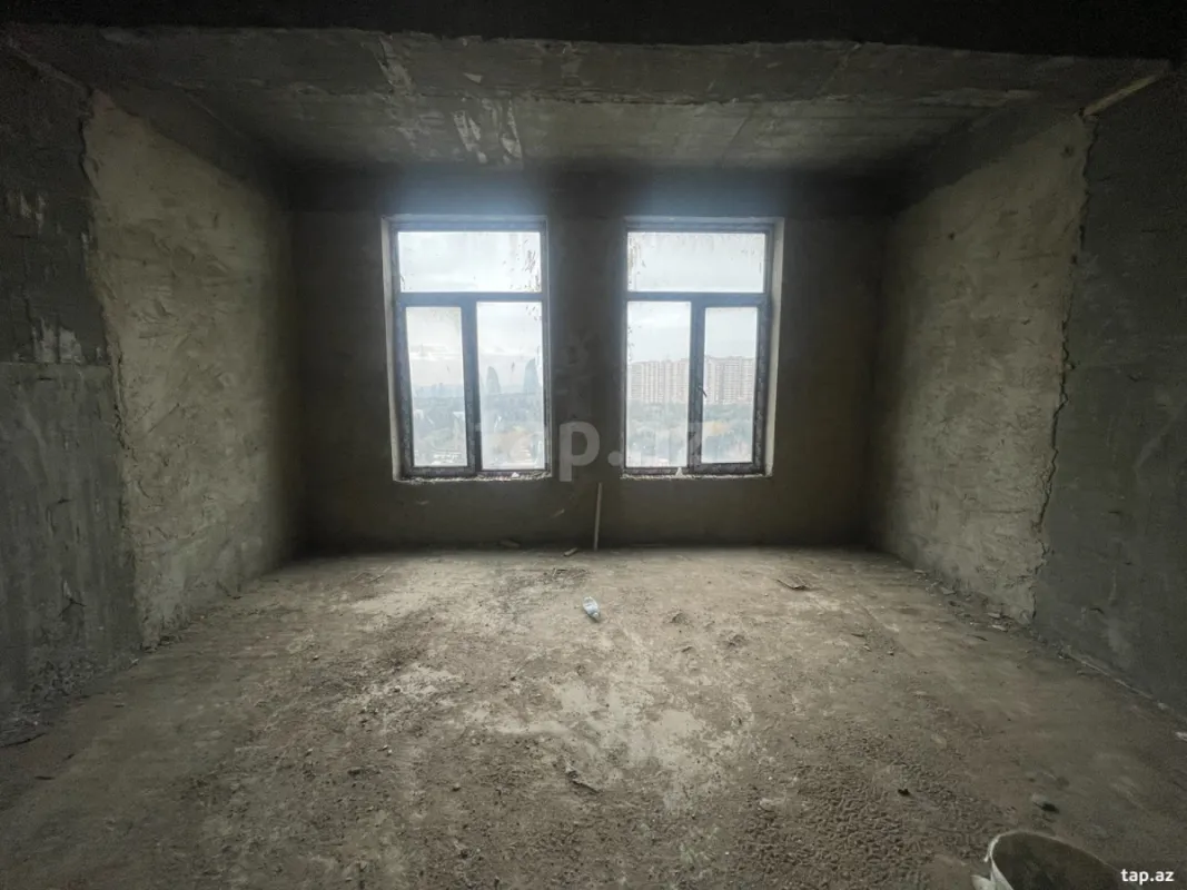 Satılır 3 otaqlı yeni tikili 139 m²
