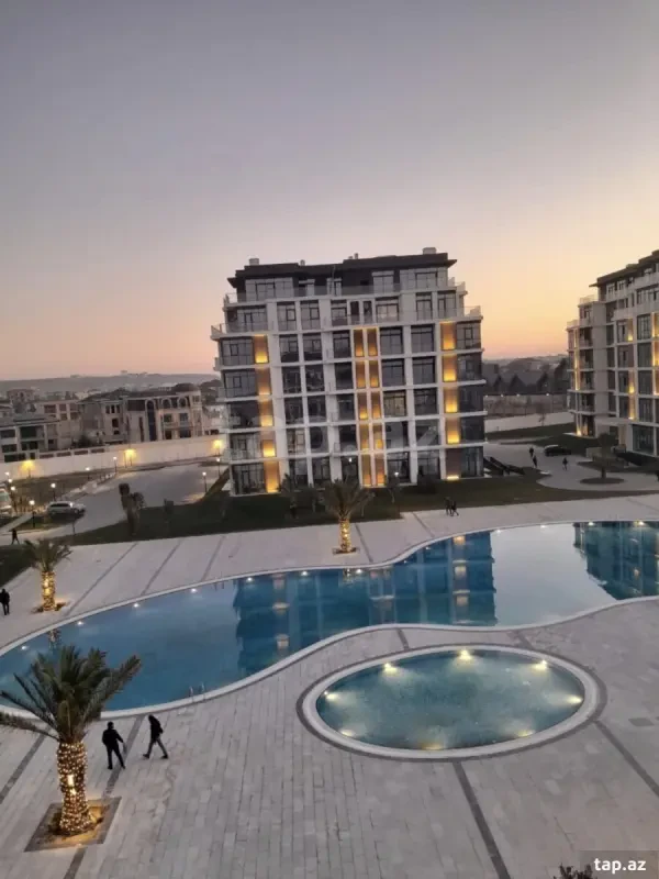 Kirayə verilir 2 otaqlı yeni tikili 81 m²