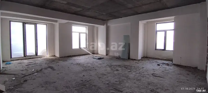 Satılır 4 otaqlı yeni tikili 179 m²