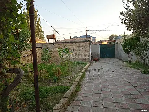 Kirayə verilir 4 otaqlı həyət evi