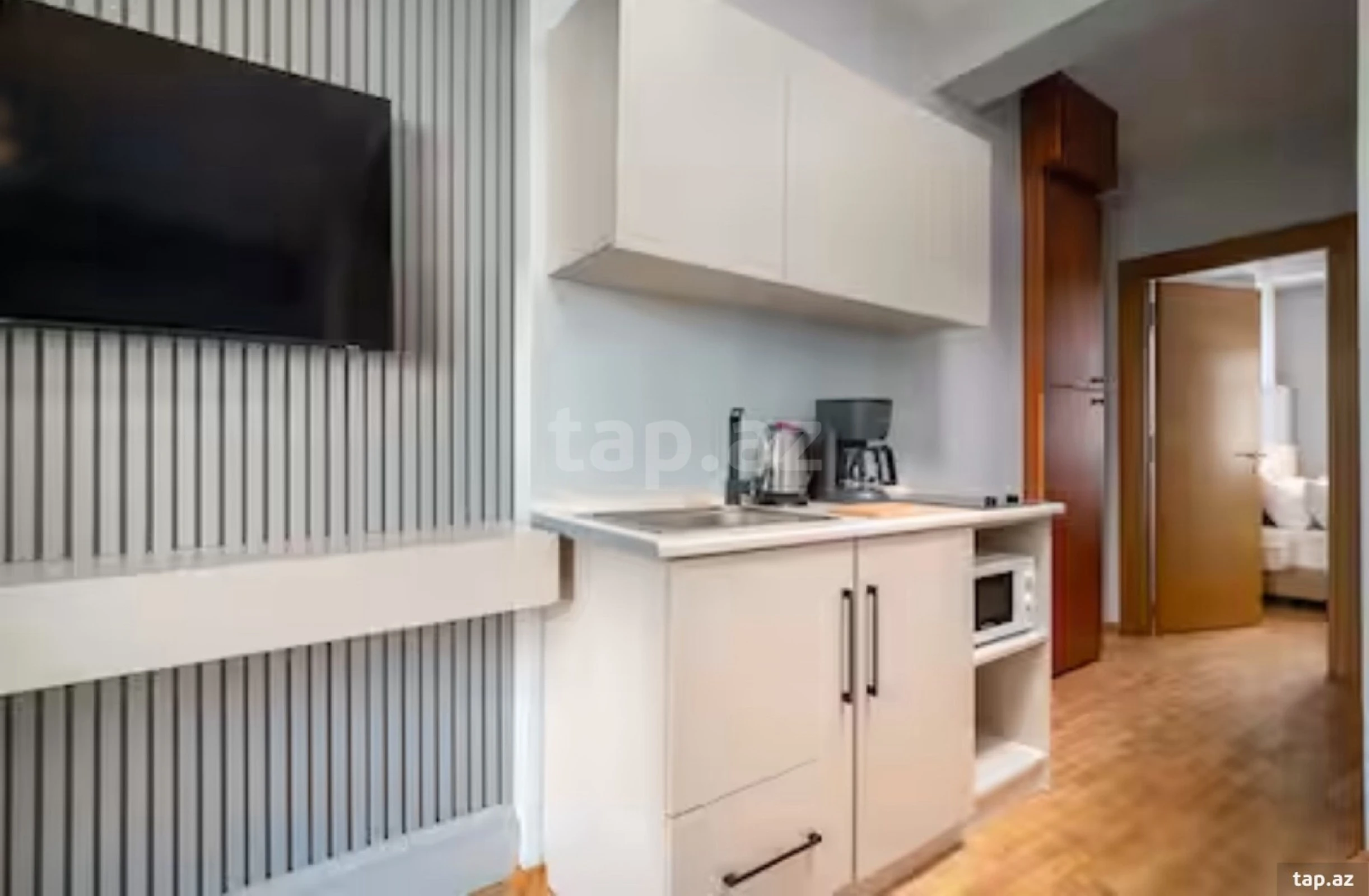 Kirayə verilir 1 otaqlı yeni tikili 43 m²