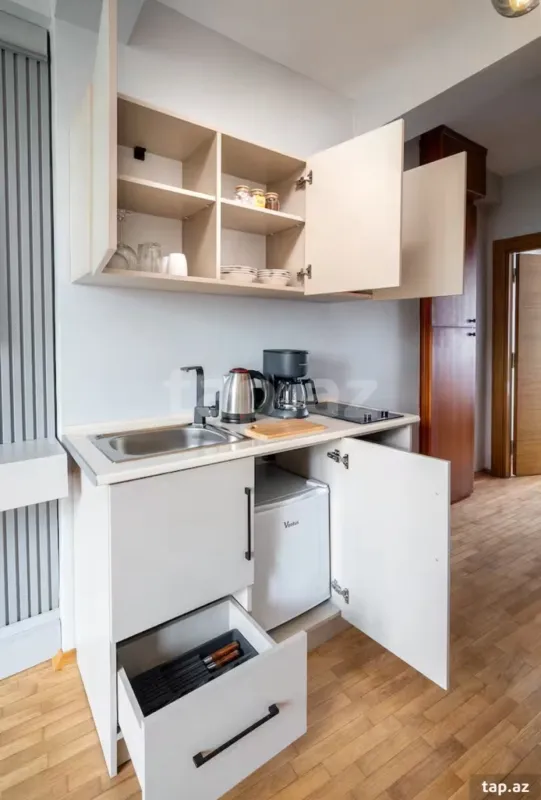 Kirayə verilir 1 otaqlı yeni tikili 43 m²