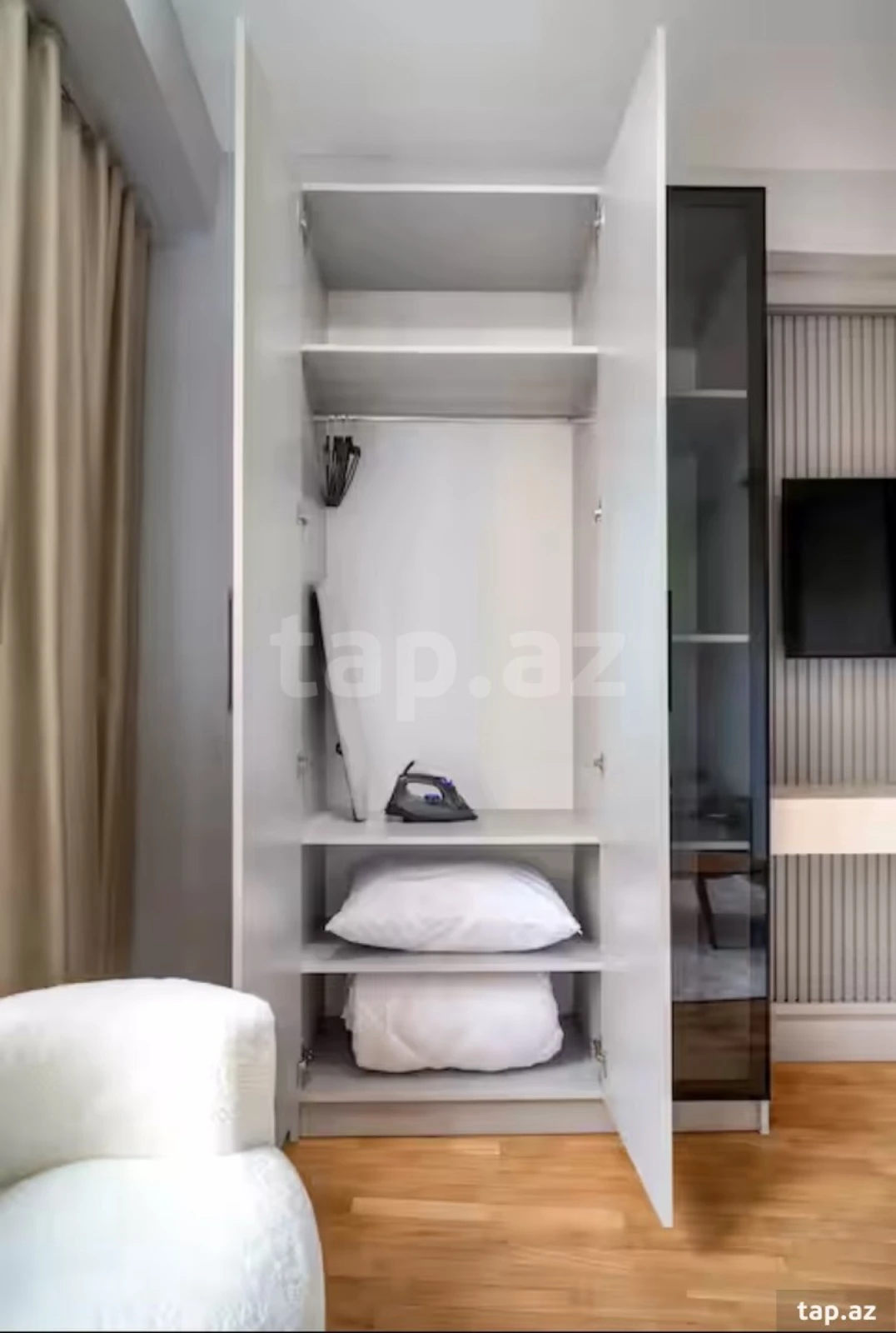 Kirayə verilir 1 otaqlı yeni tikili 43 m²