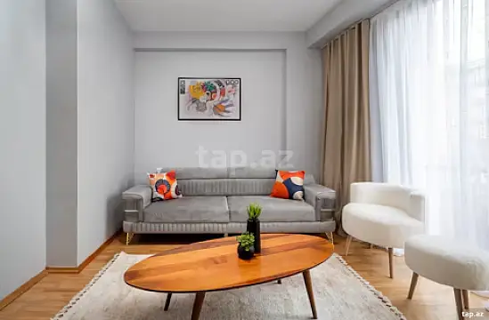 Kirayə verilir 1 otaqlı yeni tikili 43 m²