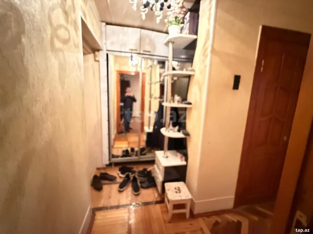 Satılır 2 otaqlı mənzil 75 m²