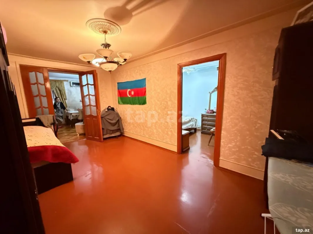 Satılır 2 otaqlı mənzil 75 m²