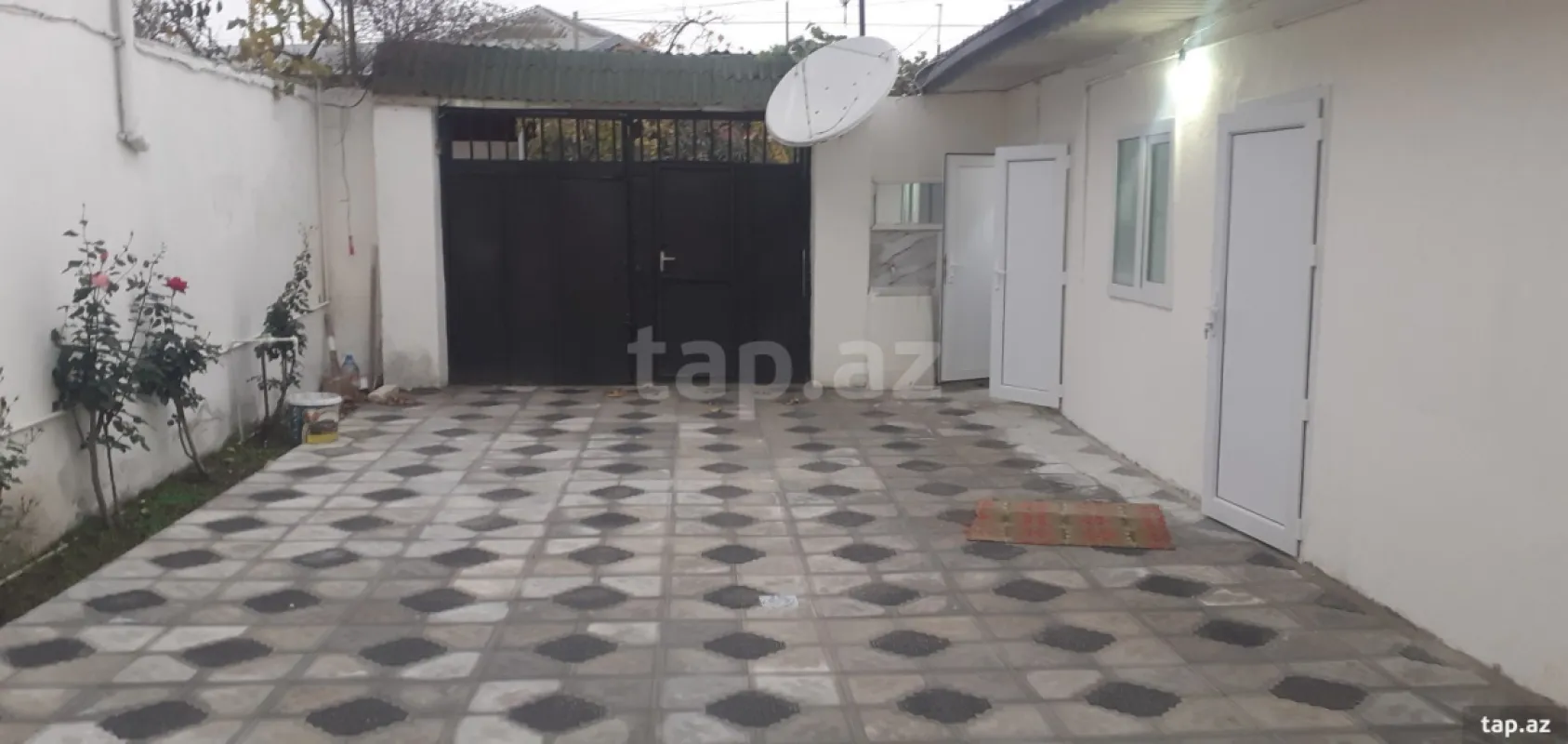 Satılır 4 otaqlı həyət evi 120 m²