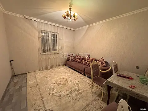 Satılır 5 otaqlı həyət evi