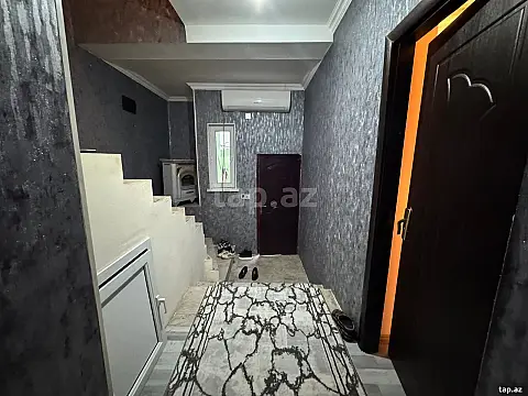 Satılır 5 otaqlı həyət evi