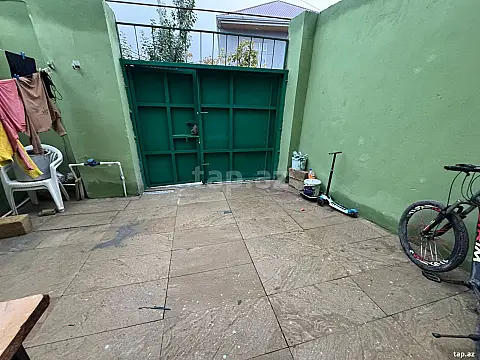 Satılır 5 otaqlı həyət evi
