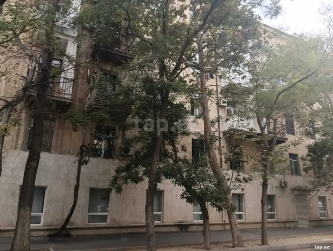 Kirayə verilir 2 otaqlı mənzil 65 m²