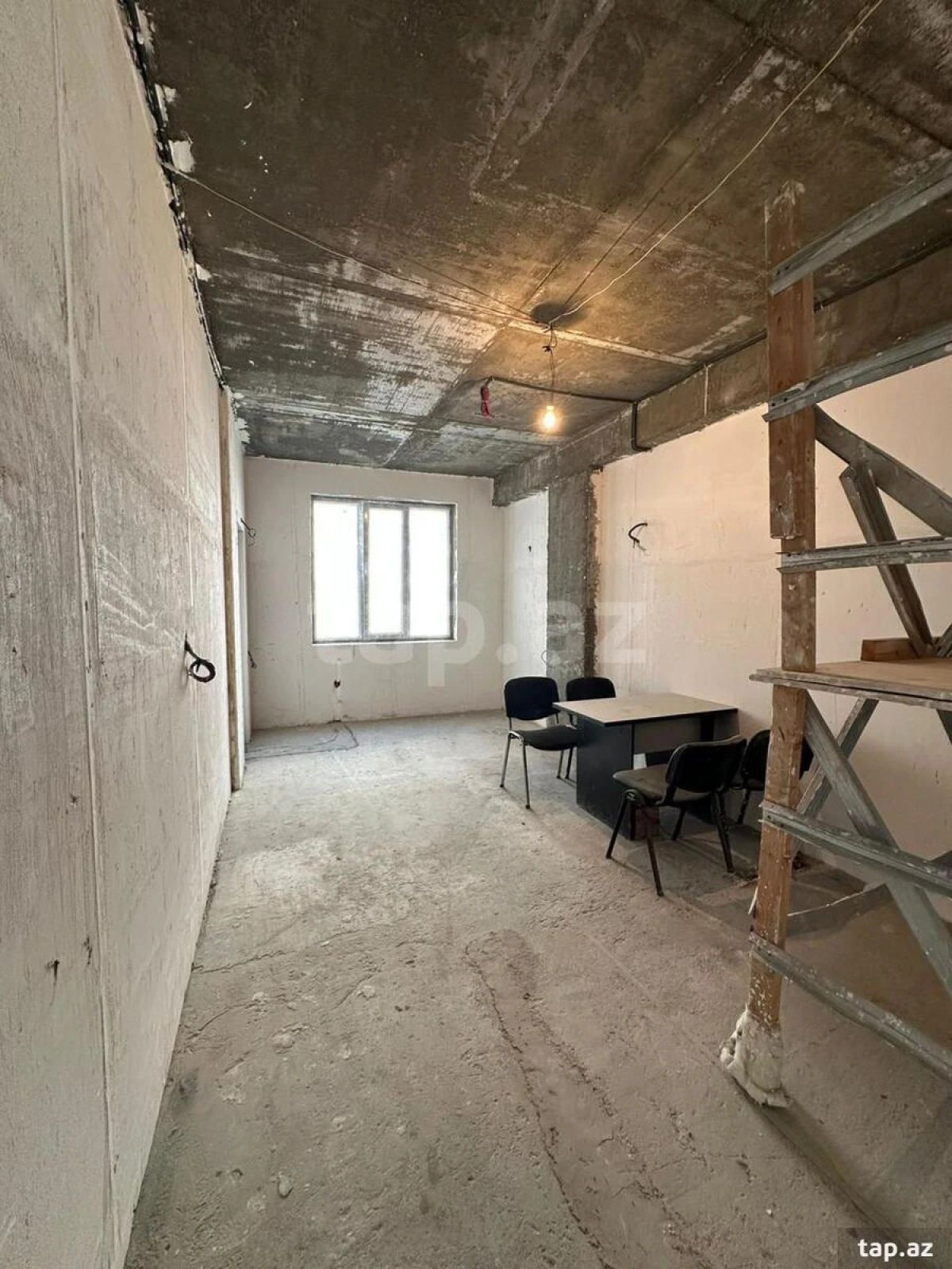 Satılır 3 otaqlı yeni tikili 123.5 m²