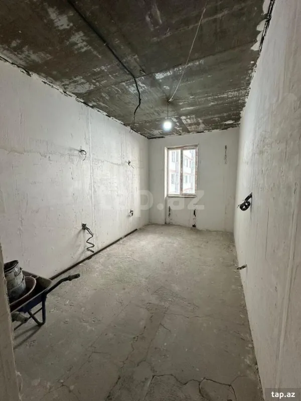 Satılır 3 otaqlı yeni tikili 123.5 m²