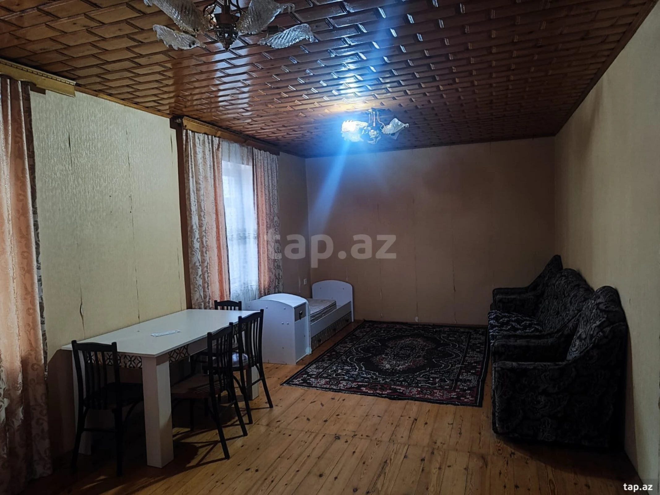 Kirayə verilir 2 otaqlı həyət evi 72 m²