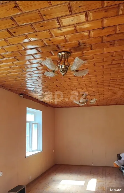 Kirayə verilir 2 otaqlı həyət evi 72 m²