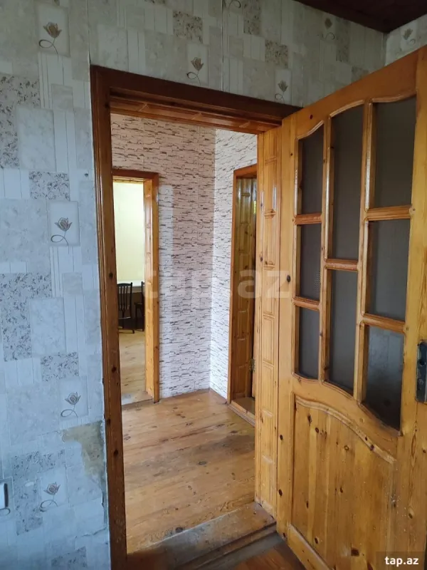 Kirayə verilir 2 otaqlı həyət evi 72 m²
