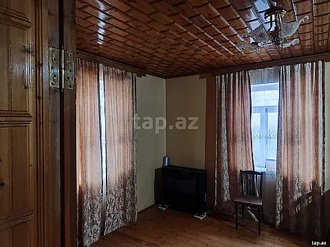Kirayə verilir 2 otaqlı həyət evi 72 m²