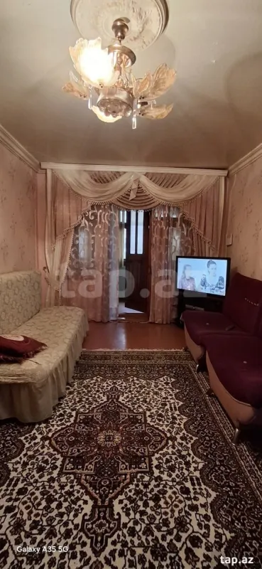 Satılır 2 otaqlı mənzil 49 m²