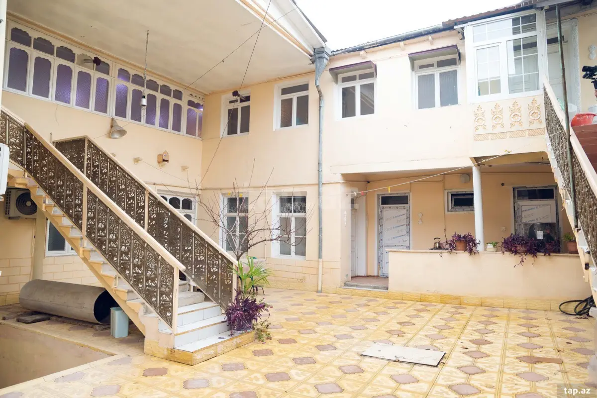 Kirayə verilir 5 otaqlı həyət evi 110 m²