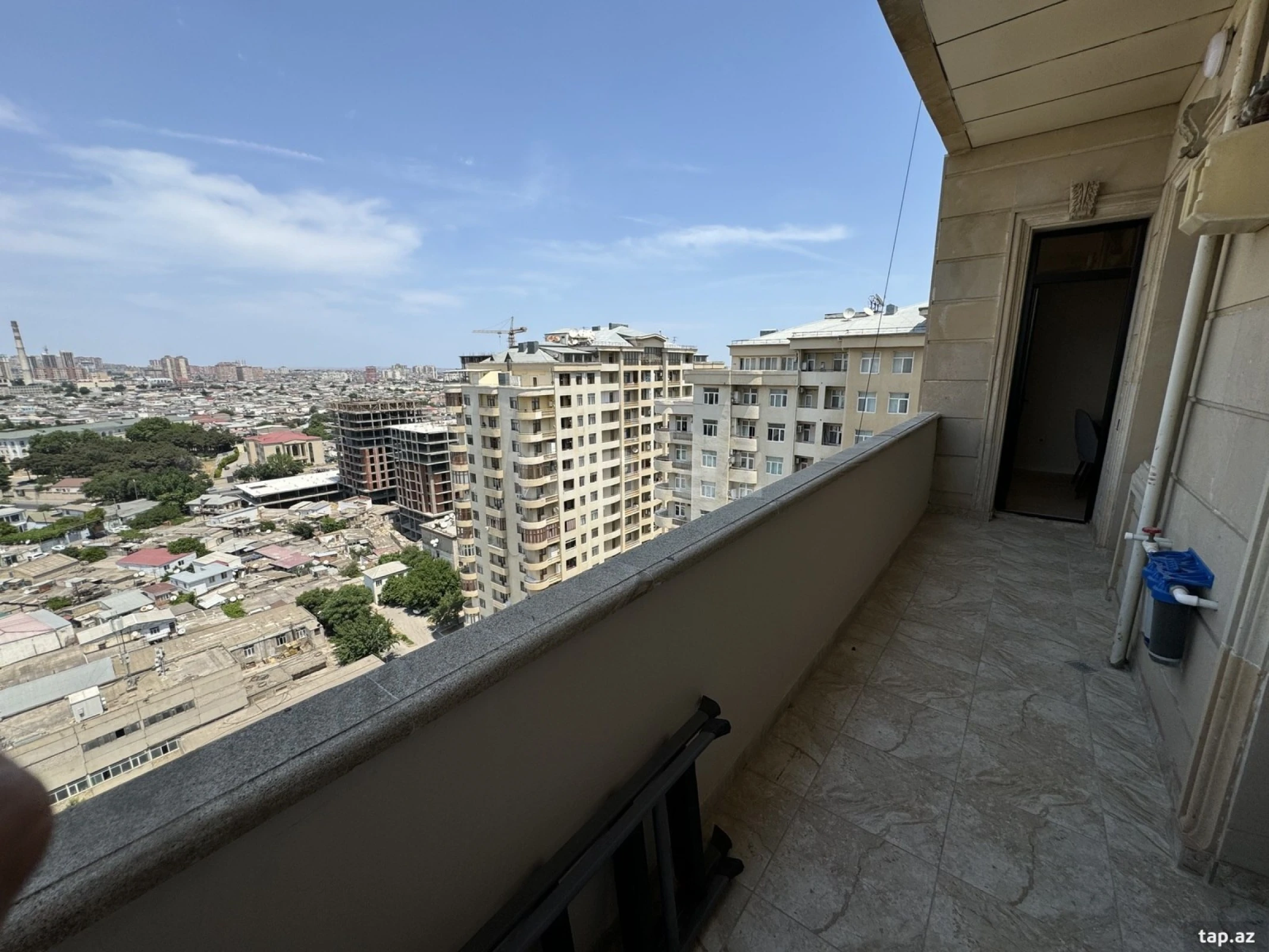 Kirayə verilir 3 otaqlı yeni tikili 87 m²