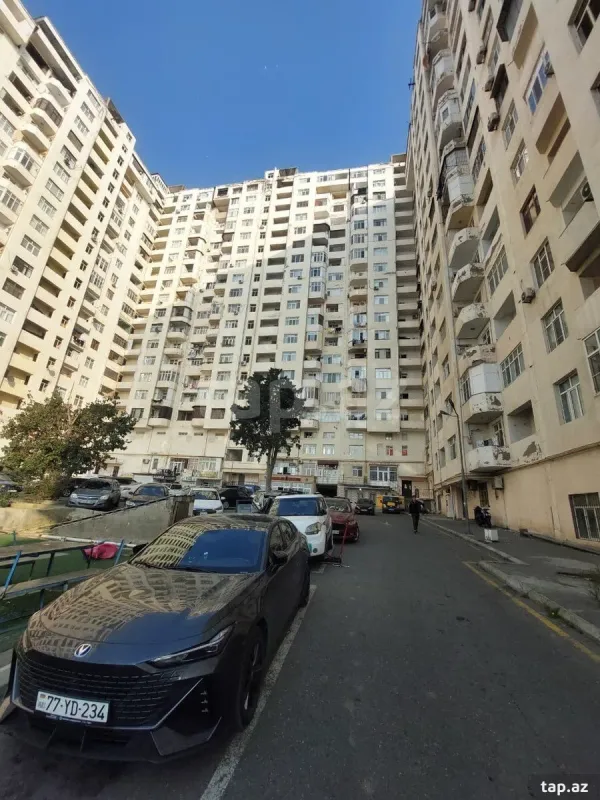 Satılır 3 otaqlı yeni tikili 80 m²