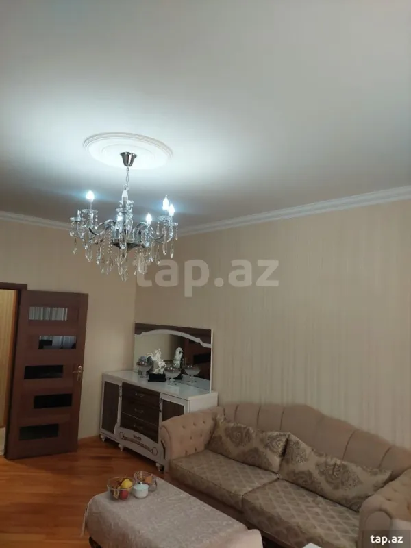 Satılır 3 otaqlı yeni tikili 80 m²