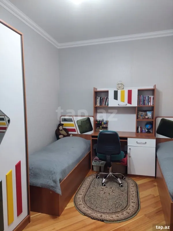 Satılır 3 otaqlı yeni tikili 80 m²