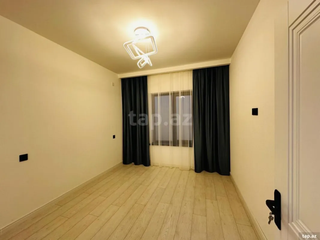 Satılır 4 otaqlı həyət evi 160 m²