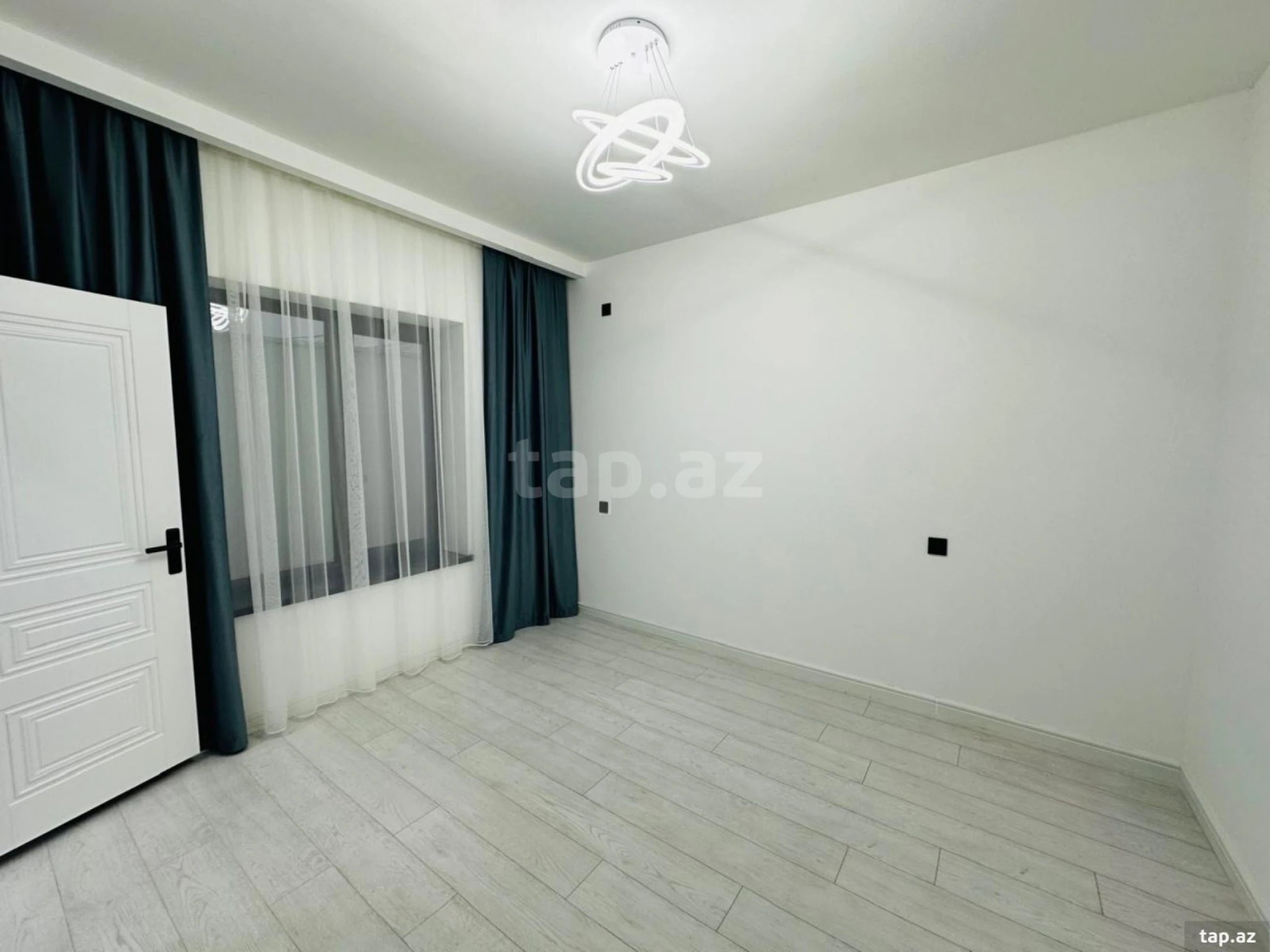 Satılır 4 otaqlı həyət evi 160 m²