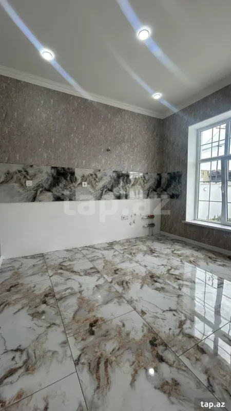 Satılır 3 otaqlı həyət evi