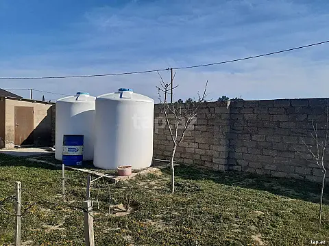 Satılır 4 otaqlı həyət evi