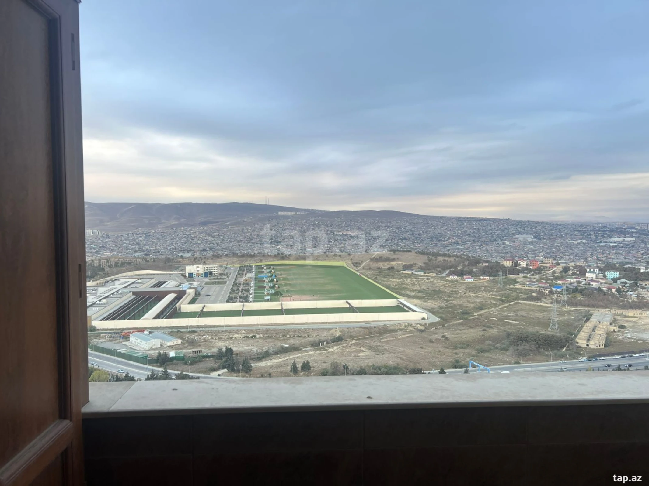 Satılır 3 otaqlı yeni tikili 155 m²