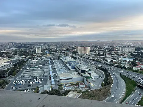 Satılır 3 otaqlı yeni tikili 155 m²