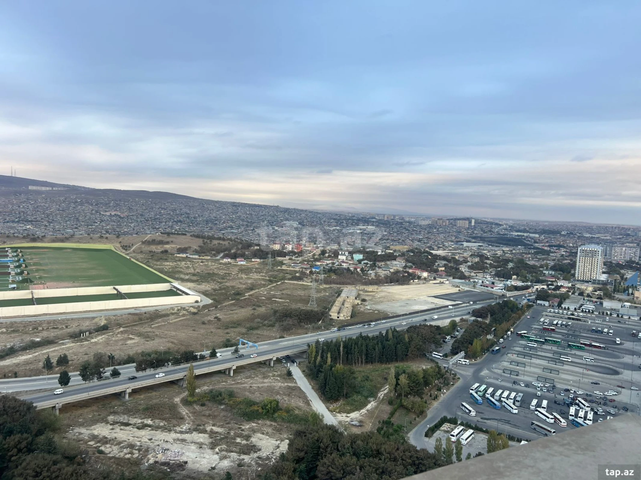 Satılır 3 otaqlı yeni tikili 155 m²