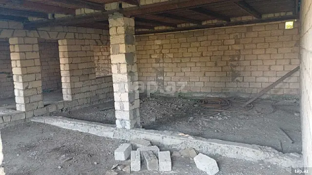 Satılır 5 otaqlı həyət evi