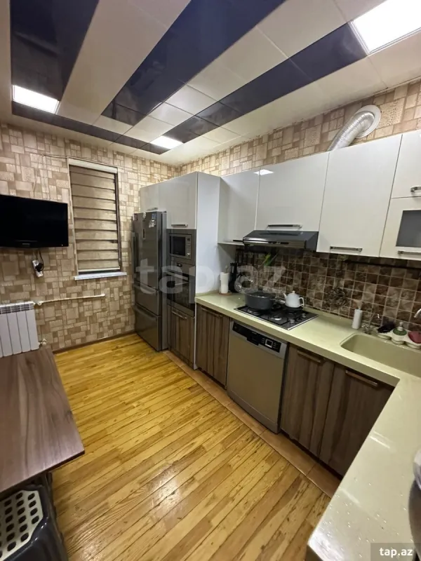 Satılır 5 otaqlı mənzil 90 m²