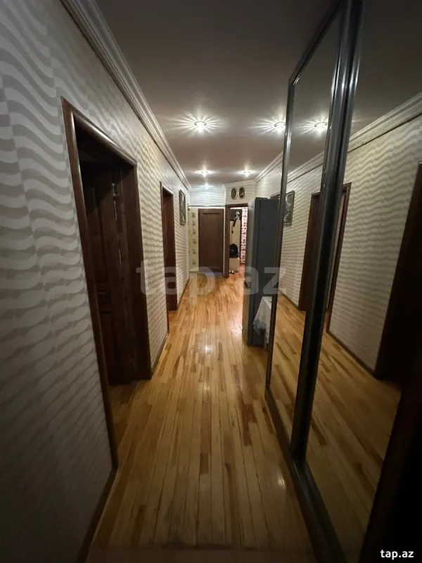 Satılır 5 otaqlı mənzil 90 m²