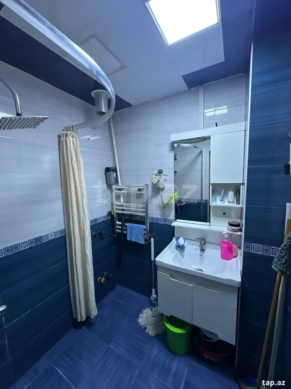 Satılır 5 otaqlı mənzil 90 m²