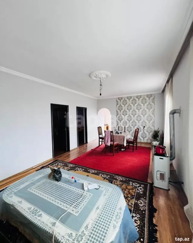 Satılır 3 otaqlı həyət evi