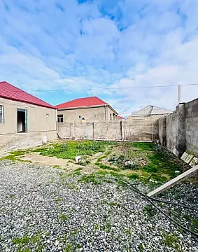 Satılır 3 otaqlı həyət evi