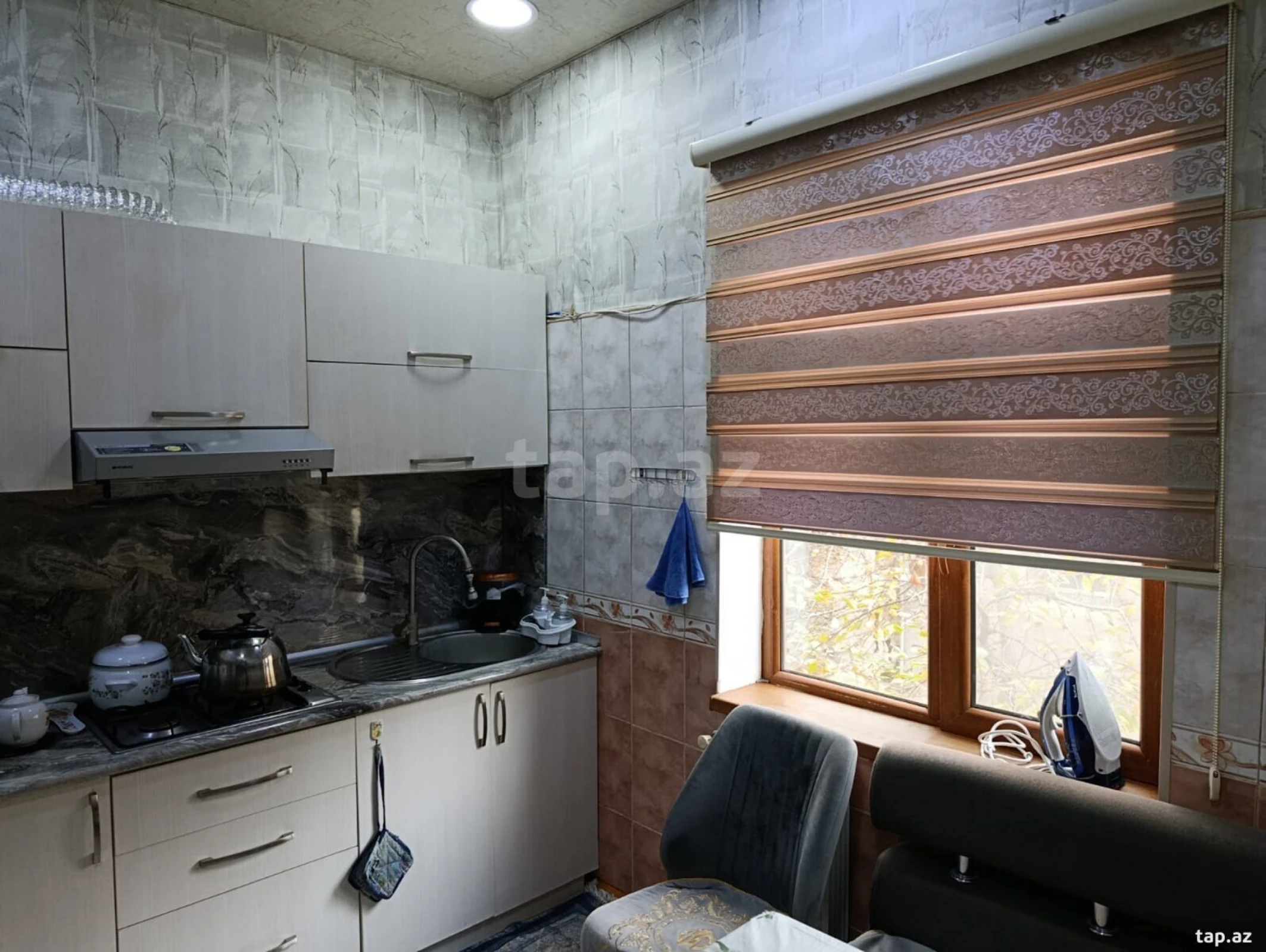 Satılır 3 otaqlı həyət evi 2600 m²