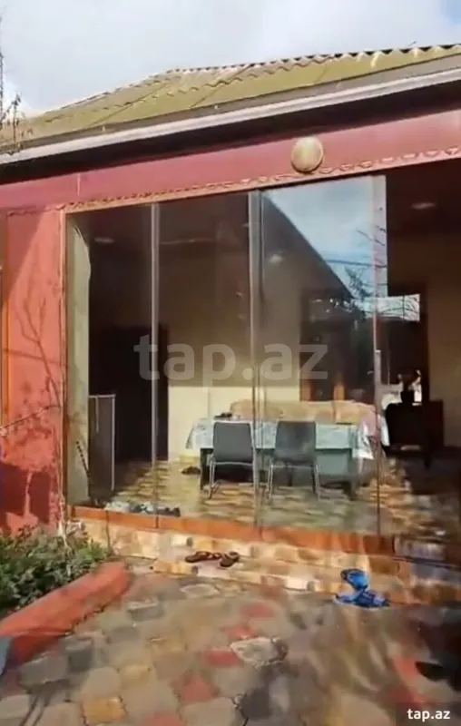 Satılır 3 otaqlı həyət evi 2600 m²