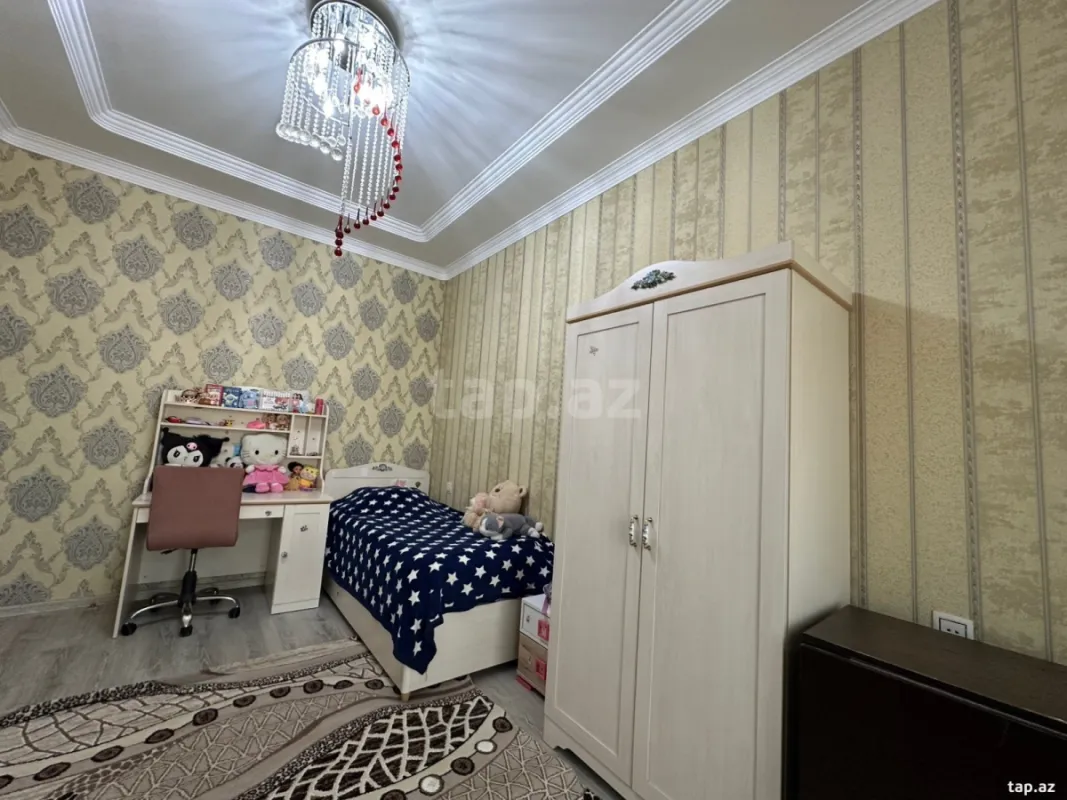 Satılır 4 otaqlı həyət evi 160 m²
