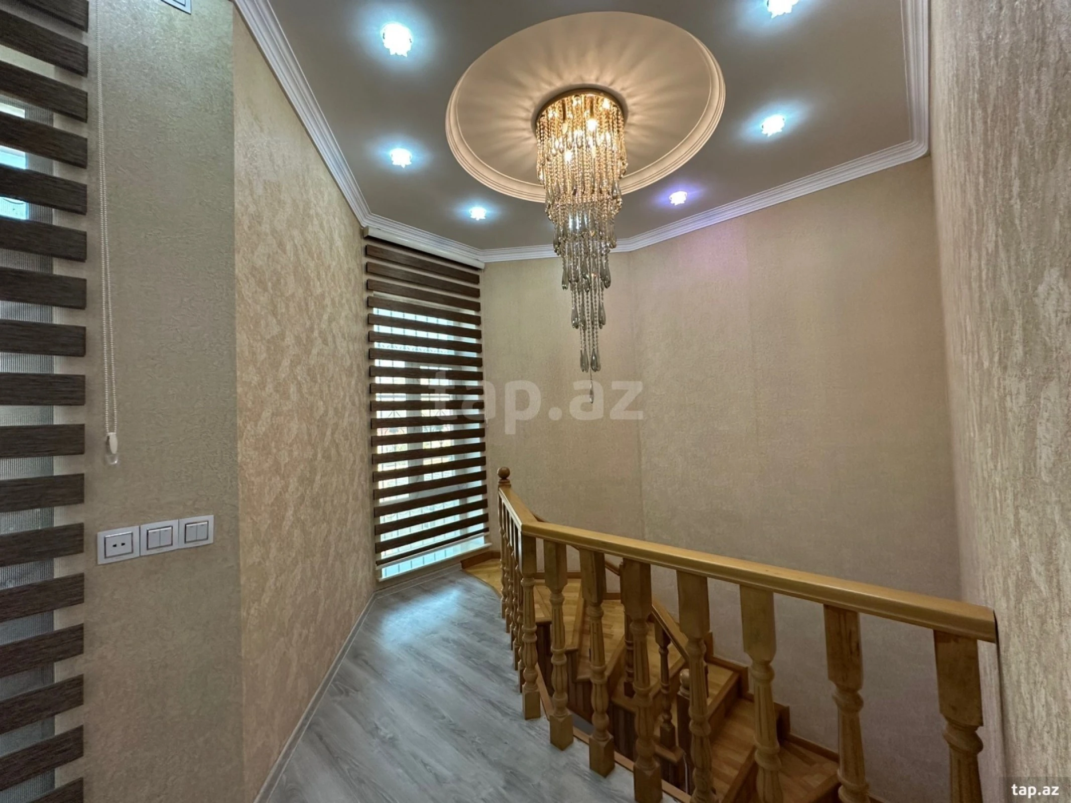 Satılır 4 otaqlı həyət evi 160 m²